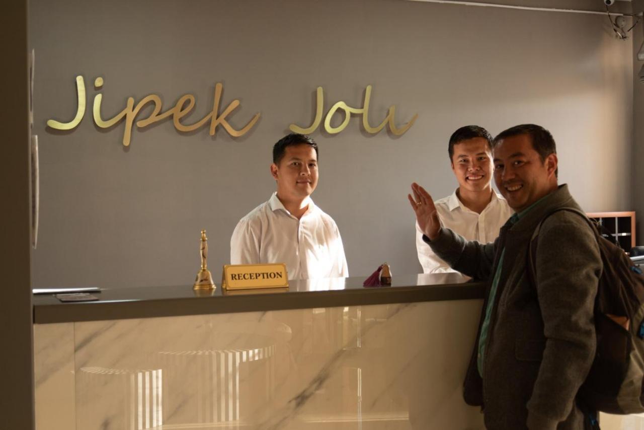 Hotel Jipek Joli Nukus Ngoại thất bức ảnh